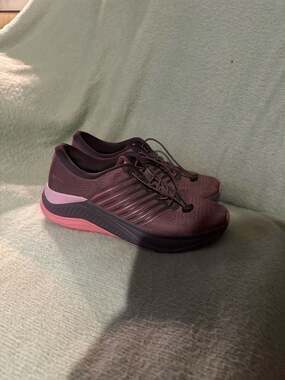 Dansko Pace Walking Shoes Purple Pink Bungee Lace Size 41